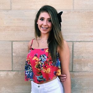 Meet your Posher, Chrysalyn